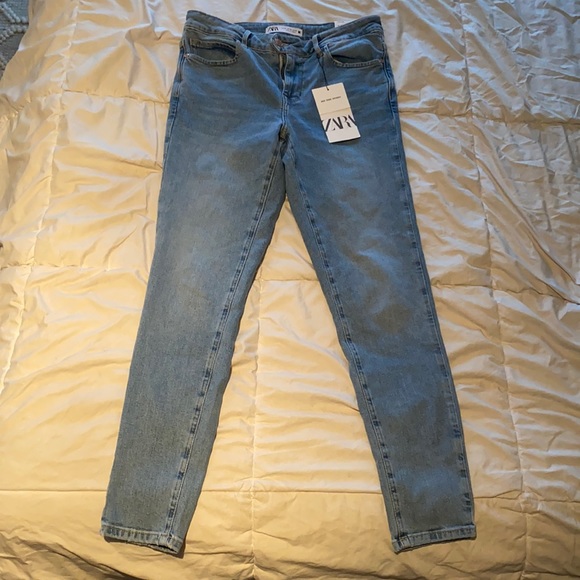 Zara stretch mid rise skinny jeans